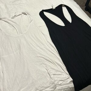 Two Alo All Day Tanks Size Large